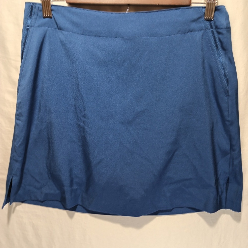 Women's Lady Hagen Navy Golf Skort. Size 4.